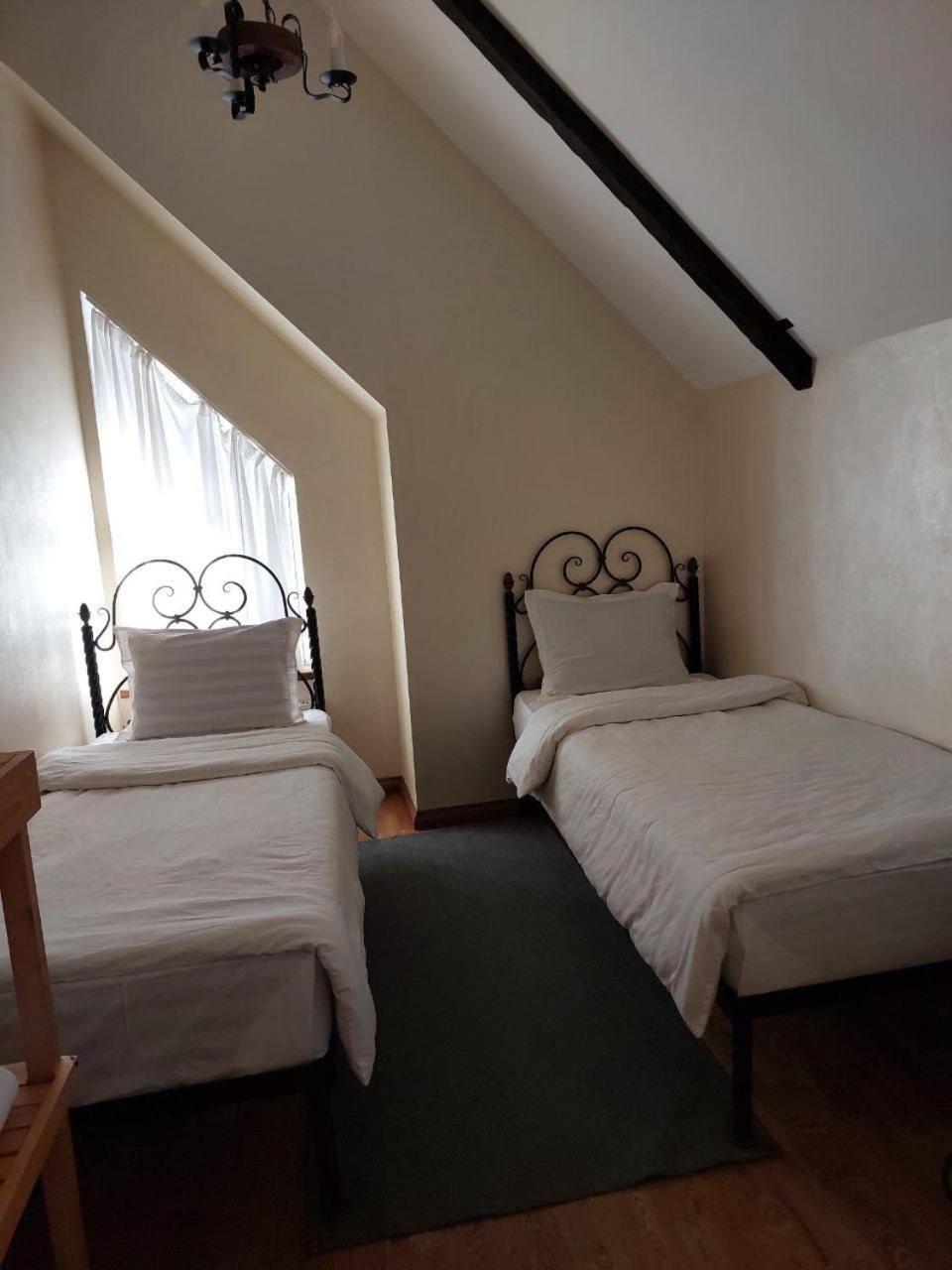 Villa Hills Chimgan Екстериор снимка